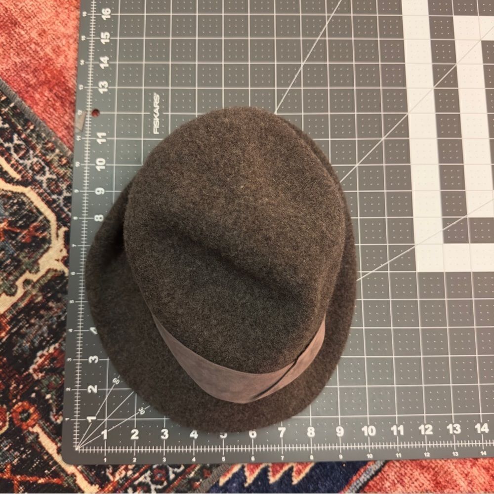 Shihreen grey wool fedora style vintage inspired hat ribbon trim - Picture 10 of 12